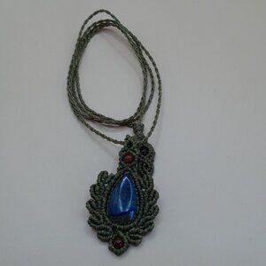 Unisex Necklace Woven Thread Macramé Natural Stone Andean Crafts